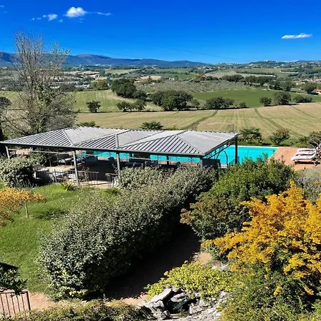 Villa 2 Bedrooms1 Bathroom1 Fully Fitted Kitchenpooljacuzziwifiair Con