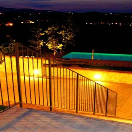 2 Bedrooms1 Bathroom1 Fully Fitted Kitchenpooljacuzziwifiair Con