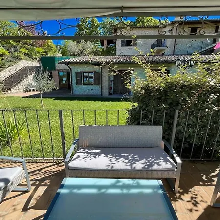 2 Bedrooms1 Bathroom1 Fully Fitted Kitchenpooljacuzziwifiair Con * Colle Umberto (Umbria)