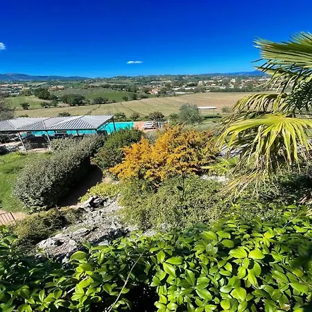 Villa 2 Bedrooms1 Bathroom1 Fully Fitted Kitchenpooljacuzziwifiair Con Colle Umberto (Umbria)