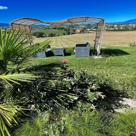 2 Bedrooms1 Bathroom1 Fully Fitted Kitchenpooljacuzziwifiair Con Colle Umberto (Umbria)