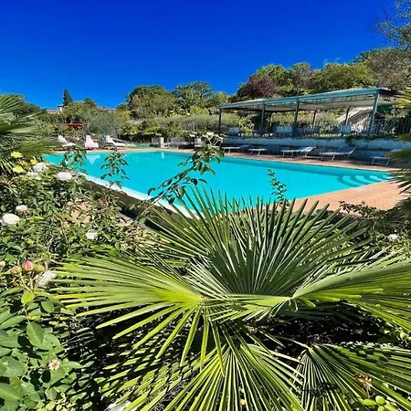 2 Bedrooms1 Bathroom1 Fully Fitted Kitchenpooljacuzziwifiair Con Colle Umberto (Umbria)