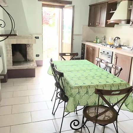 Villa 2 Bedrooms1 Bathroom1 Fully Fitted Kitchenpooljacuzziwifiair Con Colle Umberto (Umbria)