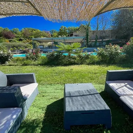 Villa 2 Bedrooms1 Bathroom1 Fully Fitted Kitchenpooljacuzziwifiair Con