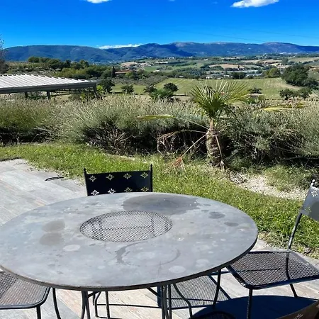 2 Bedrooms1 Bathroom1 Fully Fitted Kitchenpooljacuzziwifiair Con Colle Umberto (Umbria)