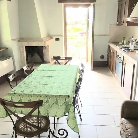Villa 2 Bedrooms1 Bathroom1 Fully Fitted Kitchenpooljacuzziwifiair Con Colle Umberto (Umbria)
