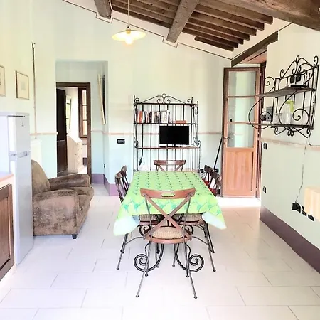 2 Bedrooms1 Bathroom1 Fully Fitted Kitchenpooljacuzziwifiair Con Villa