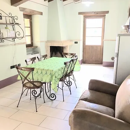 Villa 2 Bedrooms1 Bathroom1 Fully Fitted Kitchenpooljacuzziwifiair Con Colle Umberto (Umbria)